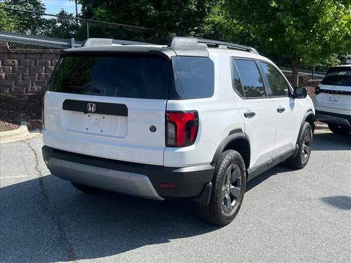 Platinum White Pearl 2026 Honda Passport RTL