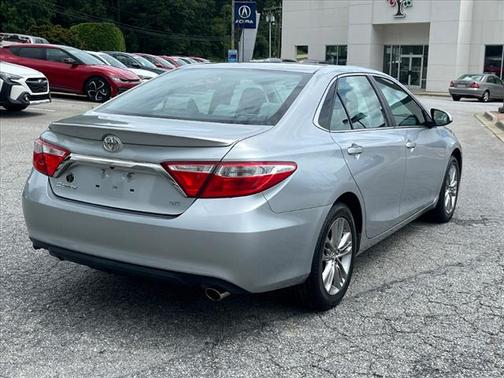 2016 Toyota Camry SE