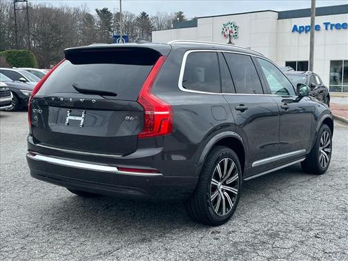 2025 Volvo XC90 B6 Plus 6-Seater