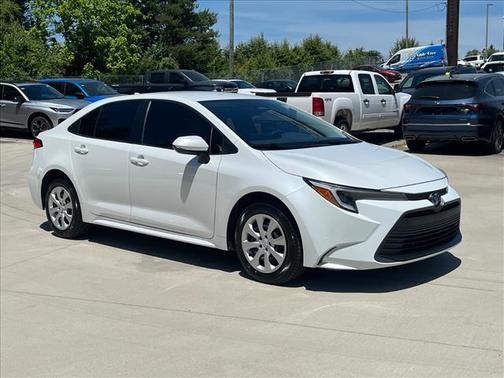 Ice 2024 Toyota Corolla Hybrid LE