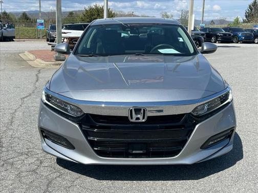 Lunar Silver Metallic 2019 Honda Accord EX