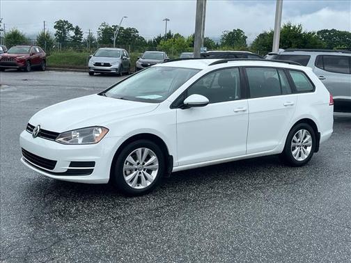 Pure White 2017 Volkswagen Golf SportWagen TSI S