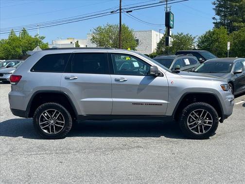 Billet Silver Clearcoat Metallic 2018 Jeep Grand Cherokee Trailhawk