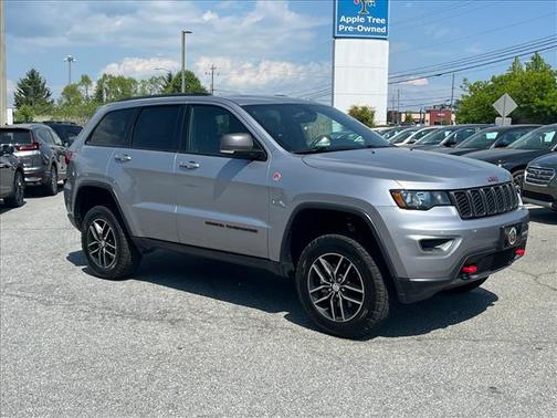 Billet Silver Clearcoat Metallic 2018 Jeep Grand Cherokee Trailhawk