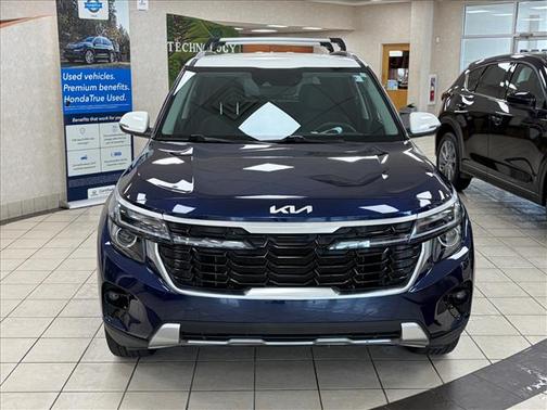 Ocean Blue 2024 Kia Seltos S