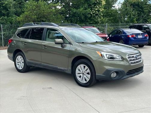 Wilderness Green Metallic 2017 Subaru Outback 2.5i Premium