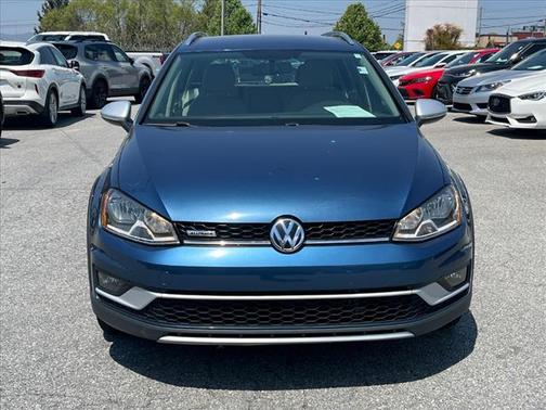 2017 Volkswagen Golf Alltrack TSI S
