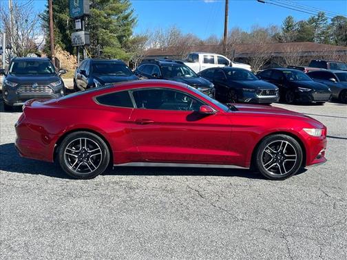 2016 Ford Mustang V6