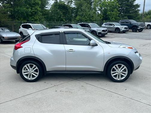 Brilliant Silver 2014 Nissan Juke SL