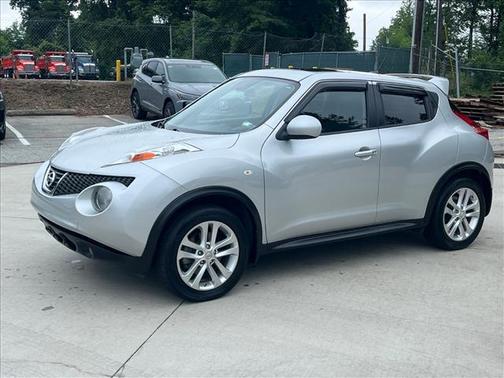 Brilliant Silver 2014 Nissan Juke SL