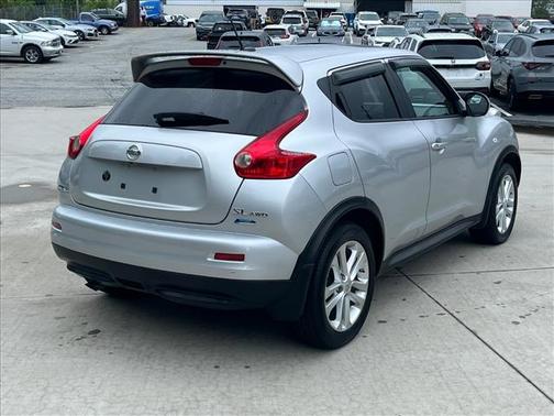 Brilliant Silver 2014 Nissan Juke SL