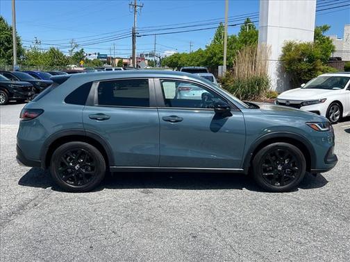 Pearl 2024 Honda HR-V Sport