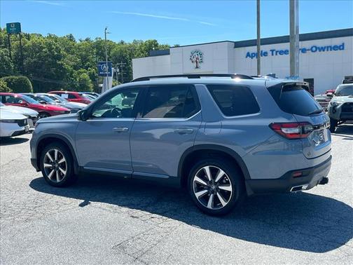 Sonic Gray Pearl 2025 Honda Pilot Touring