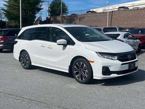Platinum White Pearl 2026 Honda Odyssey Elite