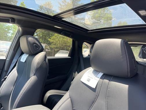 Platinum White Pearl 2026 Acura RDX Base
