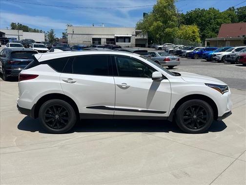 Platinum White Pearl 2026 Acura RDX Base