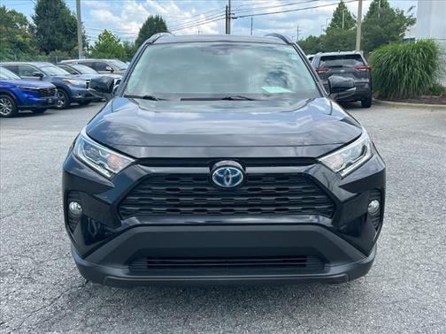 2020 Toyota RAV4 Hybrid XLE