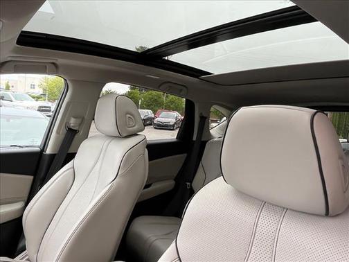 Performance Red Pearl 2025 Acura RDX Advance Package