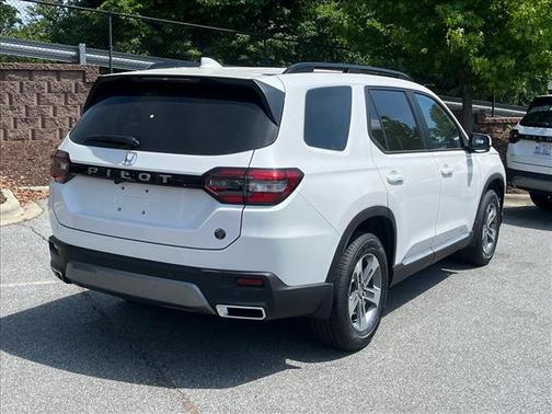 Platinum White Pearl 2026 Honda Pilot EX-L