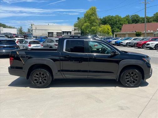 Crystal Black Pearl 2023 Honda Ridgeline RTL