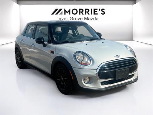 2017 MINI Hardtop Cooper
