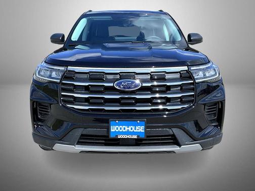 Agate Black Metallic 2026 Ford Explorer Active