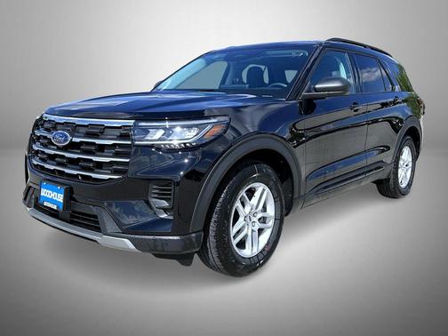 Agate Black Metallic 2026 Ford Explorer Active