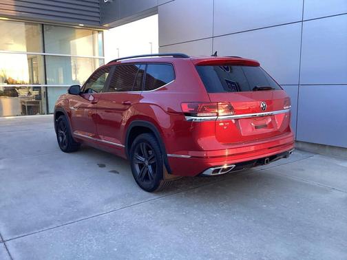 2021 Volkswagen Atlas 3.6L SE w/Technology