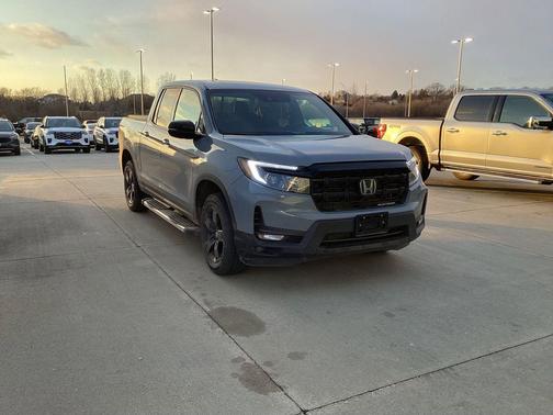 2025 Honda Ridgeline Black