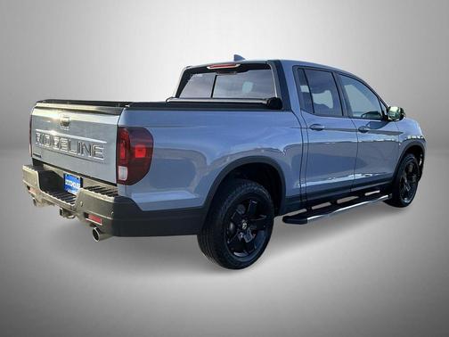 2025 Honda Ridgeline Black