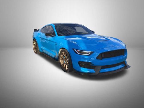 2017 Ford Shelby GT350 Base