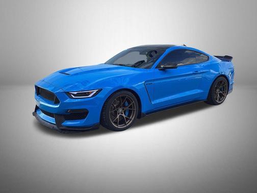 2017 Ford Shelby GT350 Base