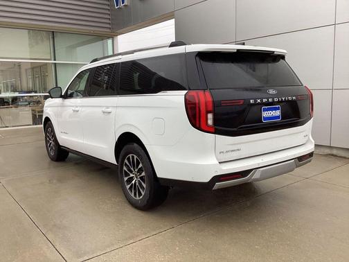White 2025 Ford Expedition Max Platinum