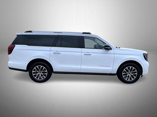 White 2025 Ford Expedition Max Platinum