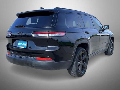 Diamond Black Crystal Pearlcoat 2024 Jeep Grand Cherokee L Altitude