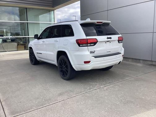 2020 Jeep Grand Cherokee Altitude