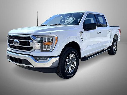 Oxford White 2023 Ford F-150 XLT