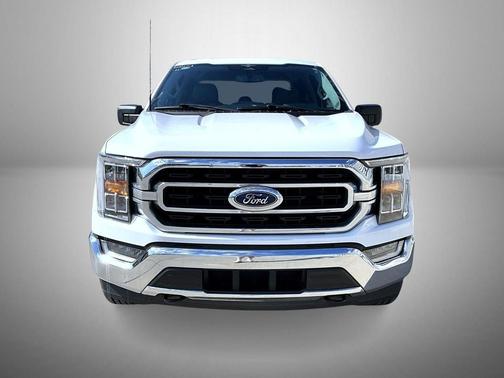Oxford White 2023 Ford F-150 XLT
