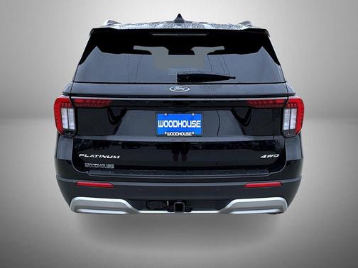 Agate Black Metallic 2026 Ford Explorer Platinum