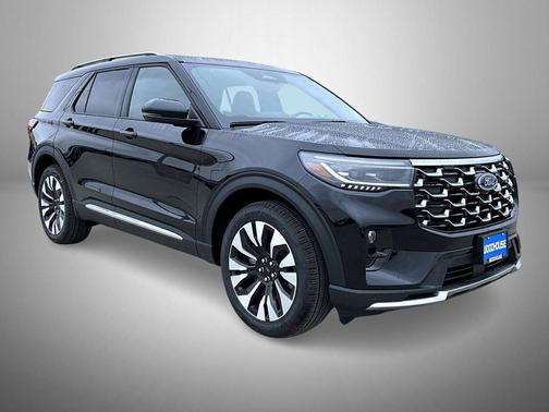 Agate Black Metallic 2026 Ford Explorer Platinum