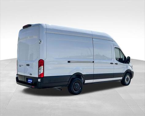 2022 Ford Transit-250 Base