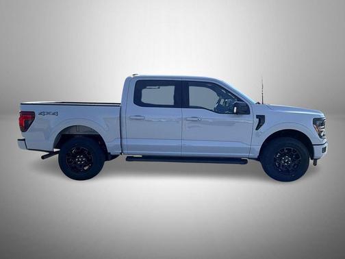 Avalanche 2026 Ford F-150 XLT