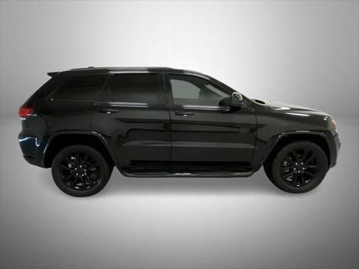 2017 Jeep Grand Cherokee Altitude