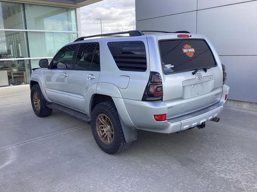 2004 Toyota 4Runner SR5