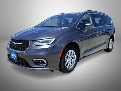 Granite Crystal Metallic Clearcoat 2022 Chrysler Pacifica Touring L