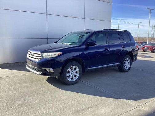 2013 Toyota Highlander SE