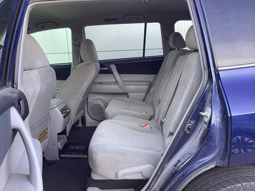 2013 Toyota Highlander SE