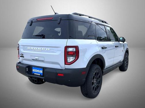 Space White Metallic 2026 Ford Bronco Sport Badlands