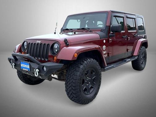 Pem 2010 Jeep Wrangler Unlimited Sahara