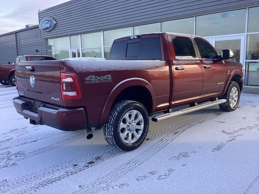 2022 RAM 2500 Laramie Crew Cab 4x4 6'4' Box